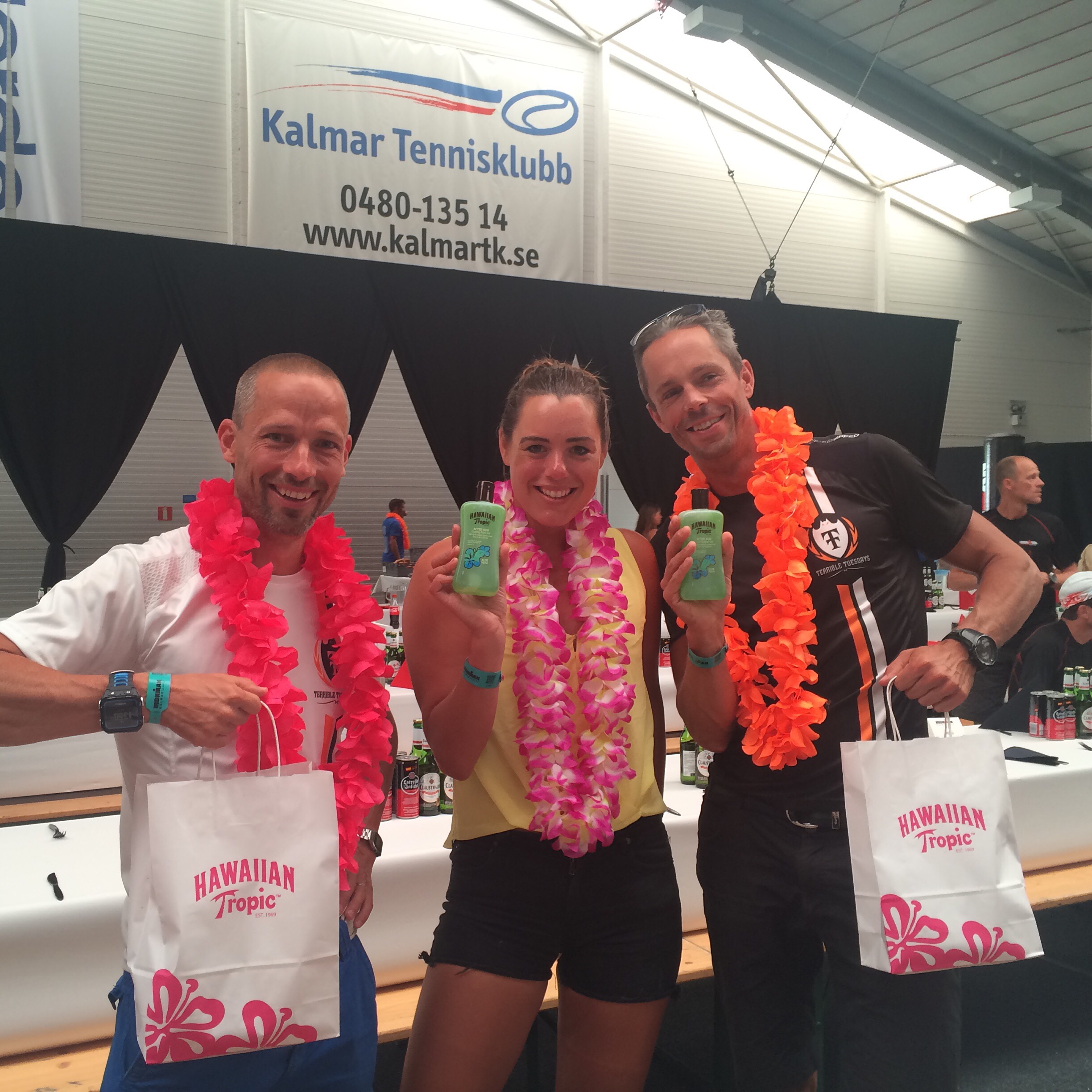 We are going to KONA!!!!!!! Tur för oss i TT att vi har Hawaiian Tropic som sponsor!!! 
